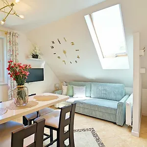 https://apartament-vip-vi.karpacz-hotel.com